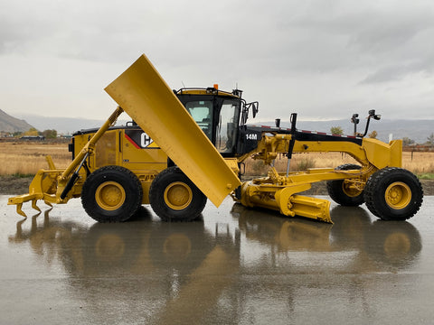 2010 Caterpillar 14M Motor Grader