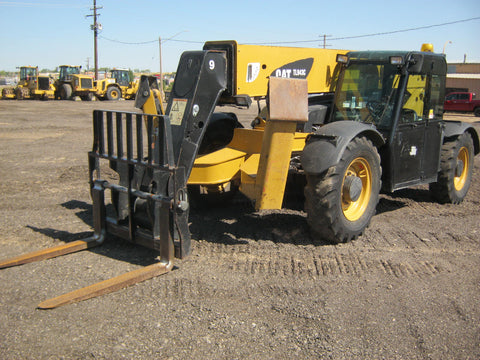 2013 Caterpillar TH943C Telehandler