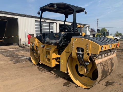 2014 Caterpillar CB54B Vibratory Double Drum Asphalt Compactor