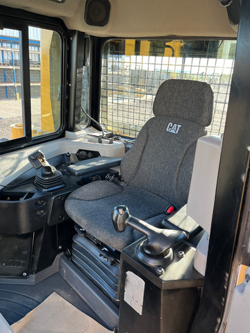 2015 Caterpillar D6T Dozer