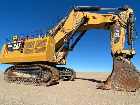 2016 Caterpillar 6040 Excavator