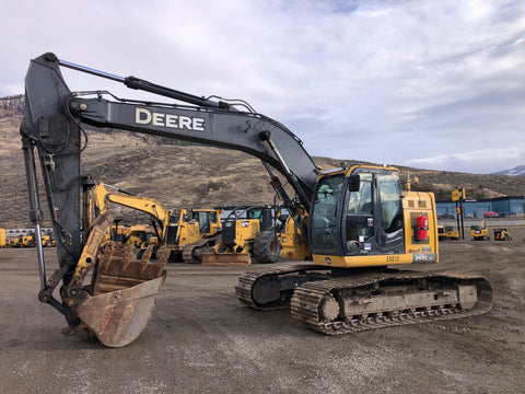 2016 John Deere 245G Excavator