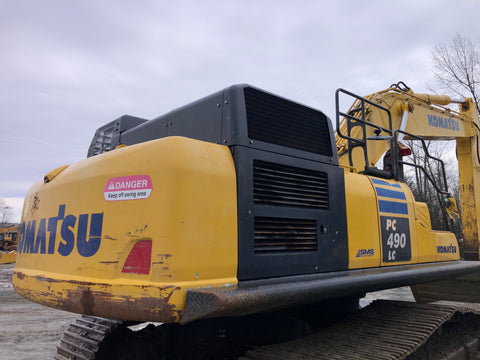 2016 Komatsu PC490LC-11 Excavator