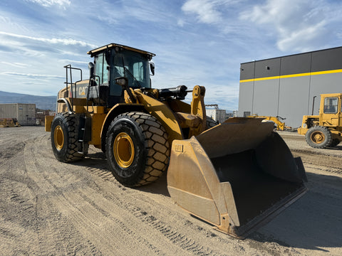 2018 Caterpillar 966M Wheel Loader