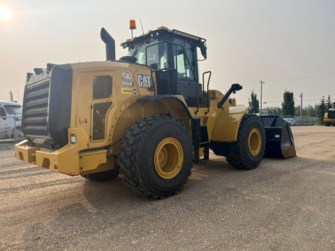 2022 Caterpillar 950M Wheel Loader