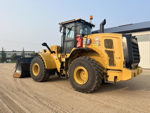 2022 Caterpillar 950M Wheel Loader