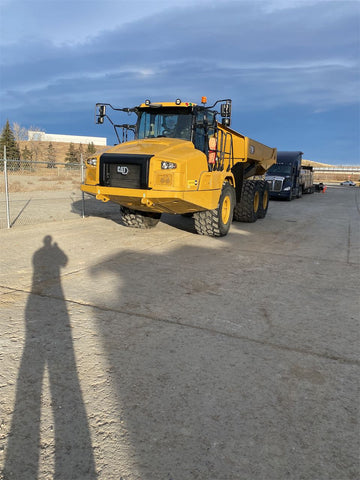 2023 Caterpillar 730-04 Articulated Truck